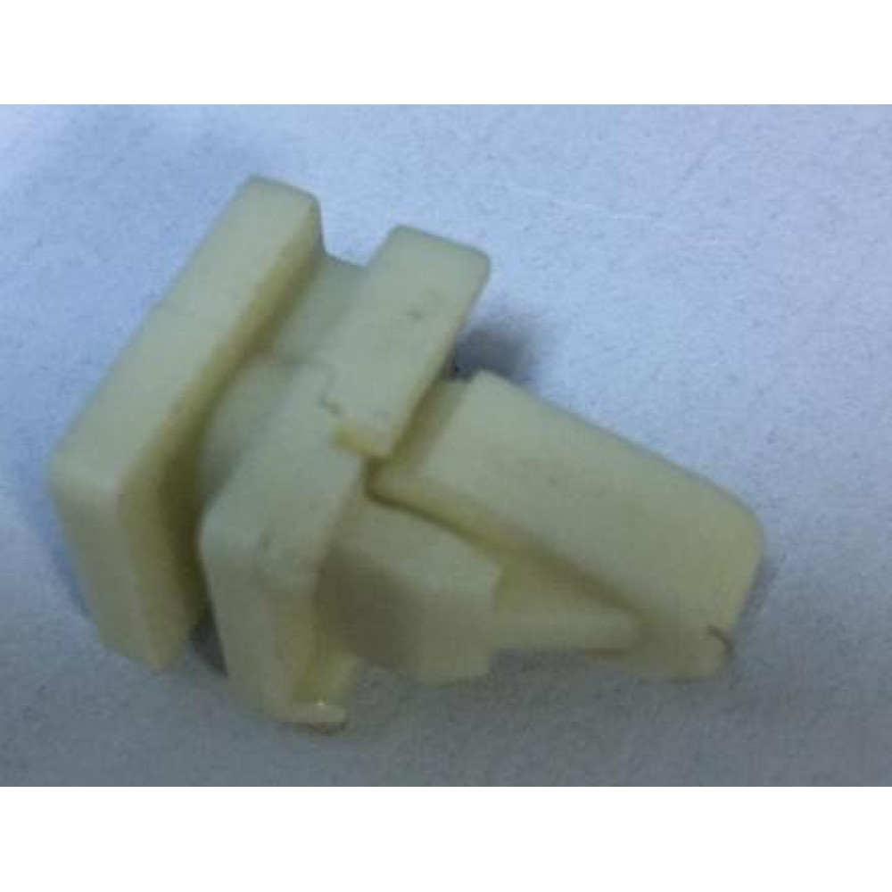 UNIVERSAL UNIVERSAL-; ÖN PANJUR KLİPSİ TÜM ARAÇLAR İÇİN 000-3757