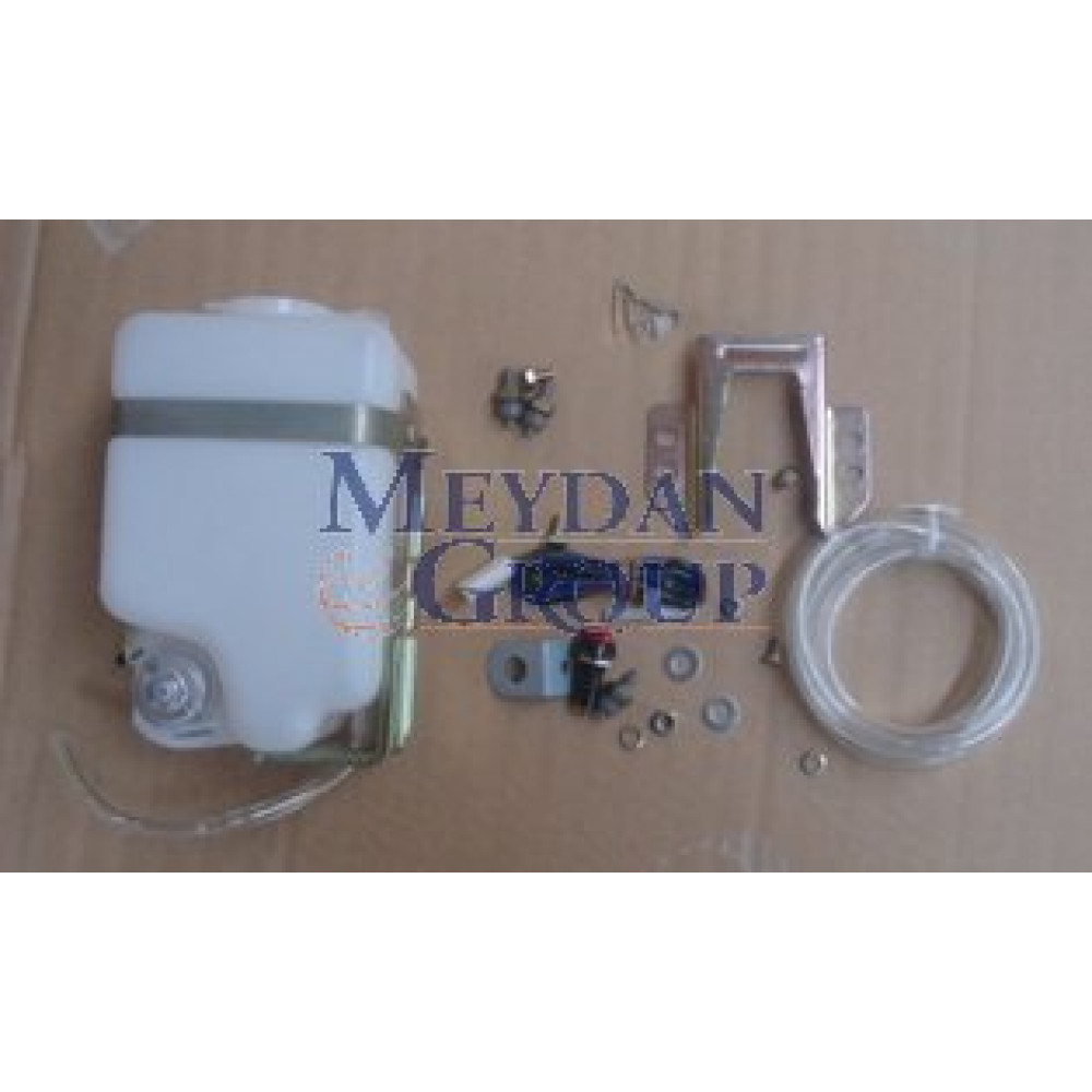 UNIVERSAL UNIVERSAL-; ÖN CAM SU BİDONU/DEPOSU MOTORLU (PICK UP TİPLER İÇİN)(TESİSATLI) (CL-2010) 001-2978