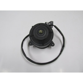 UNIVERSAL UNIVERSAL-; FAN MOTORU 3 BAĞLANTILI BÜYÜK TİP 001-4852