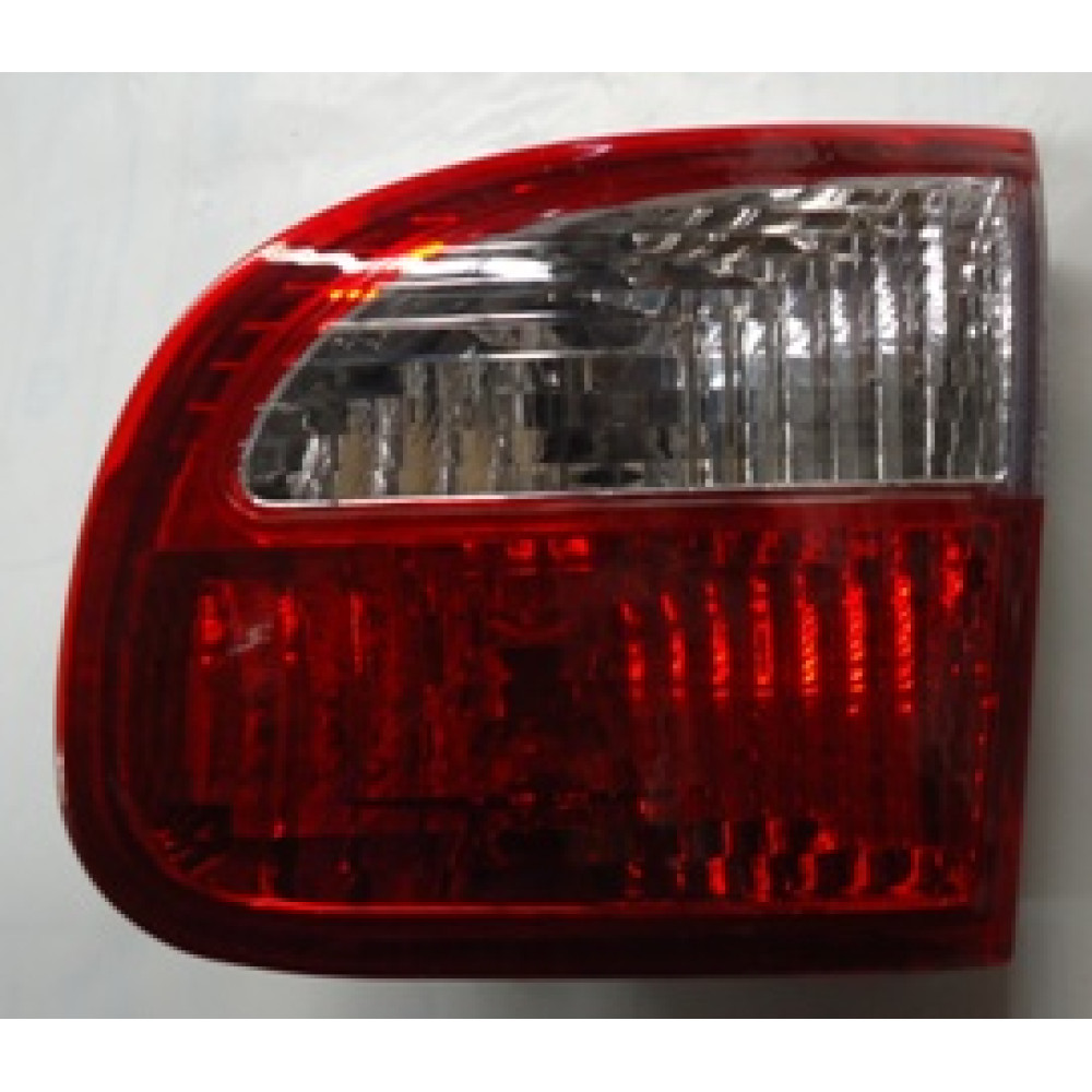 DAEWOO LANOS- HB- 97/00; İÇ STOP LAMBASI SAĞ KIRMIZI/BEYAZ (FAMELLA) 015-1513