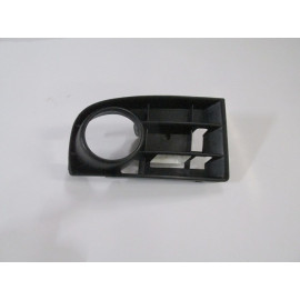 VOLKSWAGEN GOLF- 5- 04/09; SİS LAMBA KAPAĞI SAĞ SİYAH (SİS DELİKLİ) (BOYANIR TİP) (TYG) 1009-2061B