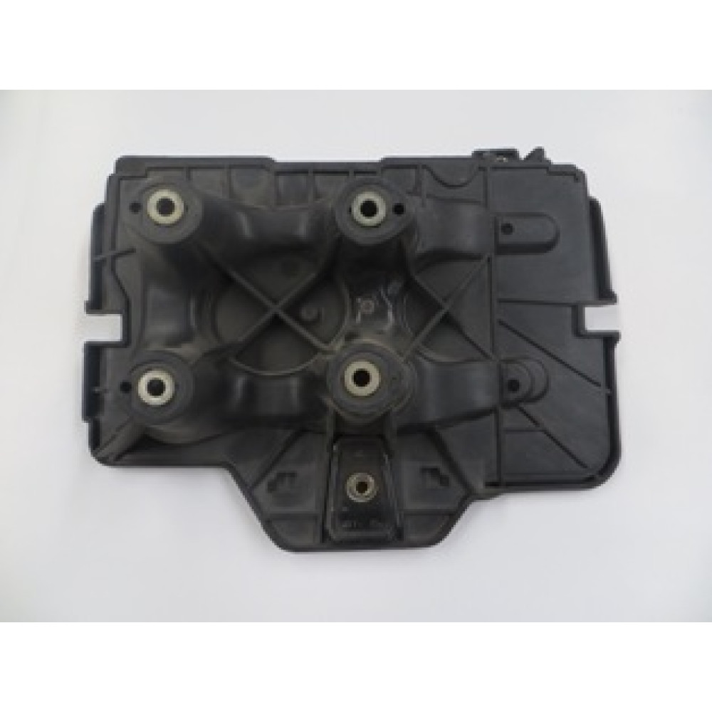 VOLKSWAGEN BORA- 99/05; AKÜ KORUYUCU PLASTİĞİ ALT (BFN) 1010-4413