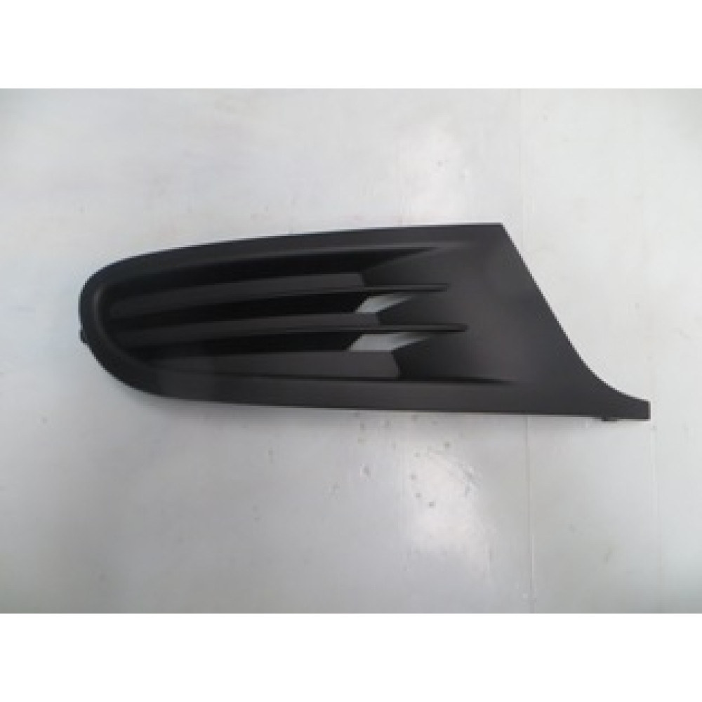 VOLKSWAGEN GOLF- 6- 09/12; SİS LAMBA KAPAĞI SAĞ SİS DELİKSİZ/SİYAH (TW) 1012-2061A