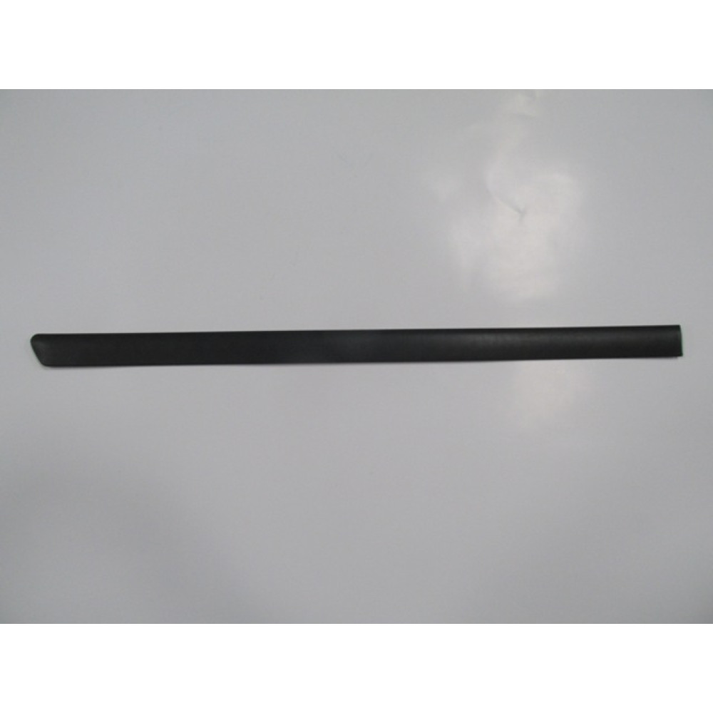 VOLKSWAGEN PASSAT- B5- 97/00; ARKA KAPI BANDI SAĞ SİYAH 1065-2261