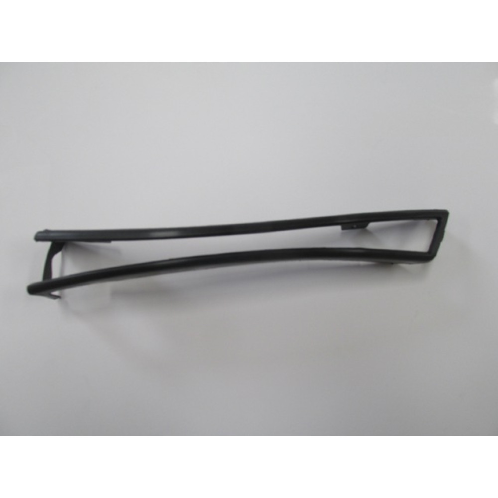 VOLKSWAGEN PASSAT- B6- 05/10; ÖN TAMPON SİNYAL ÇERÇEVESİ SOL GRİ (TW) 1067-2016