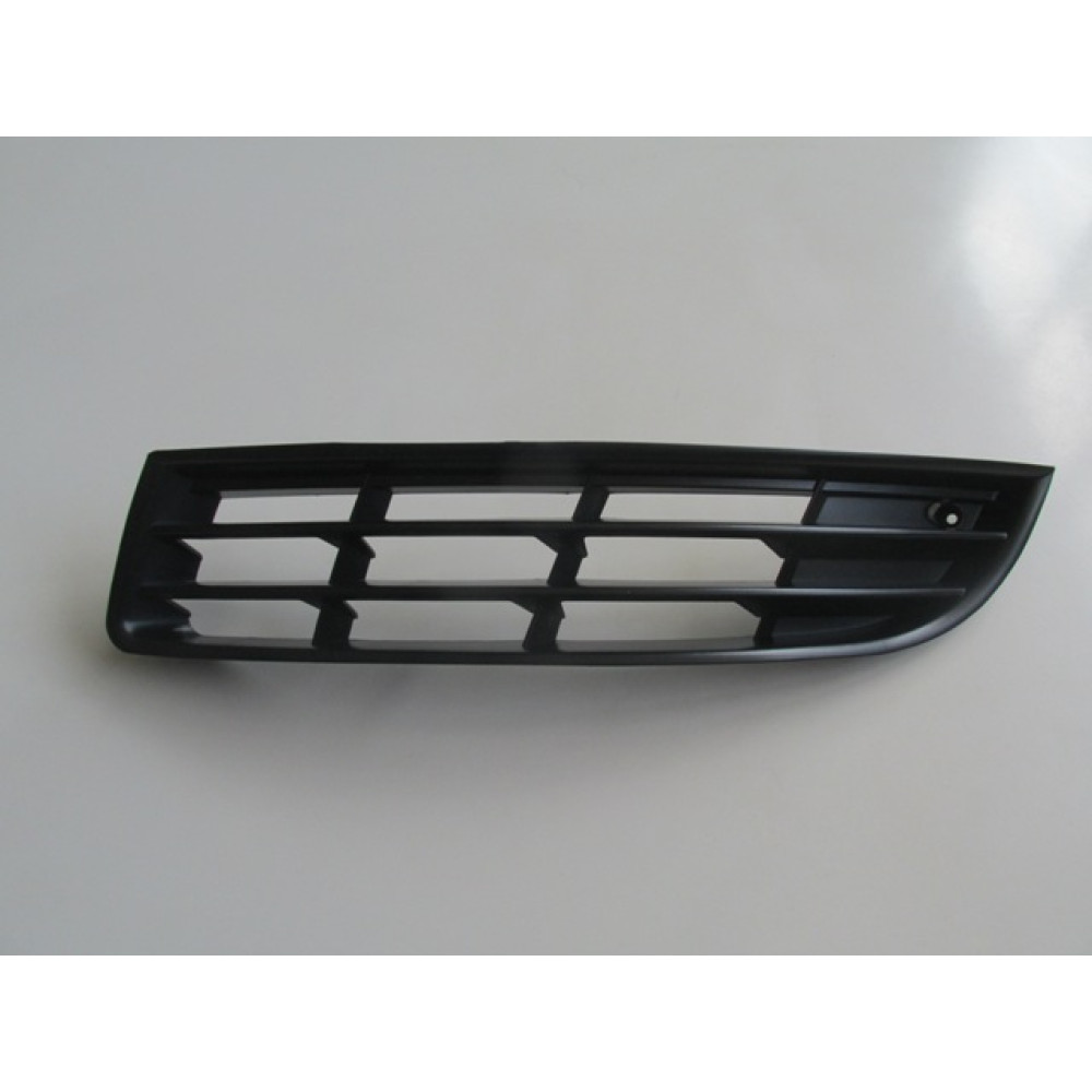 VOLKSWAGEN PASSAT- B6- 05/10; SİS LAMBA KAPAĞI SOL SİYAH SİS DELİKSİZ (TÜV)(TYG) 1067-2062