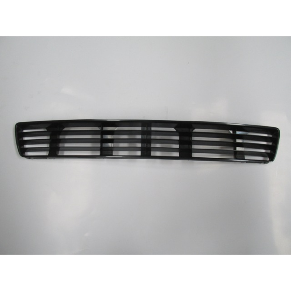 AUDI A4- 95/99; ÖN TAMPON PANJURU ORTA SİYAH (TYG) 1311-2010