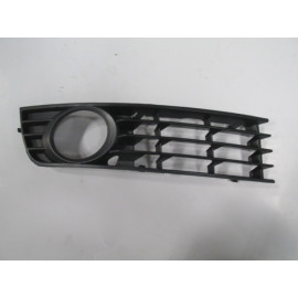 AUDI A4- 02/05; SİS LAMBA KAPAĞI SAĞ SİS DELİKLİ (TW) 1313-2061