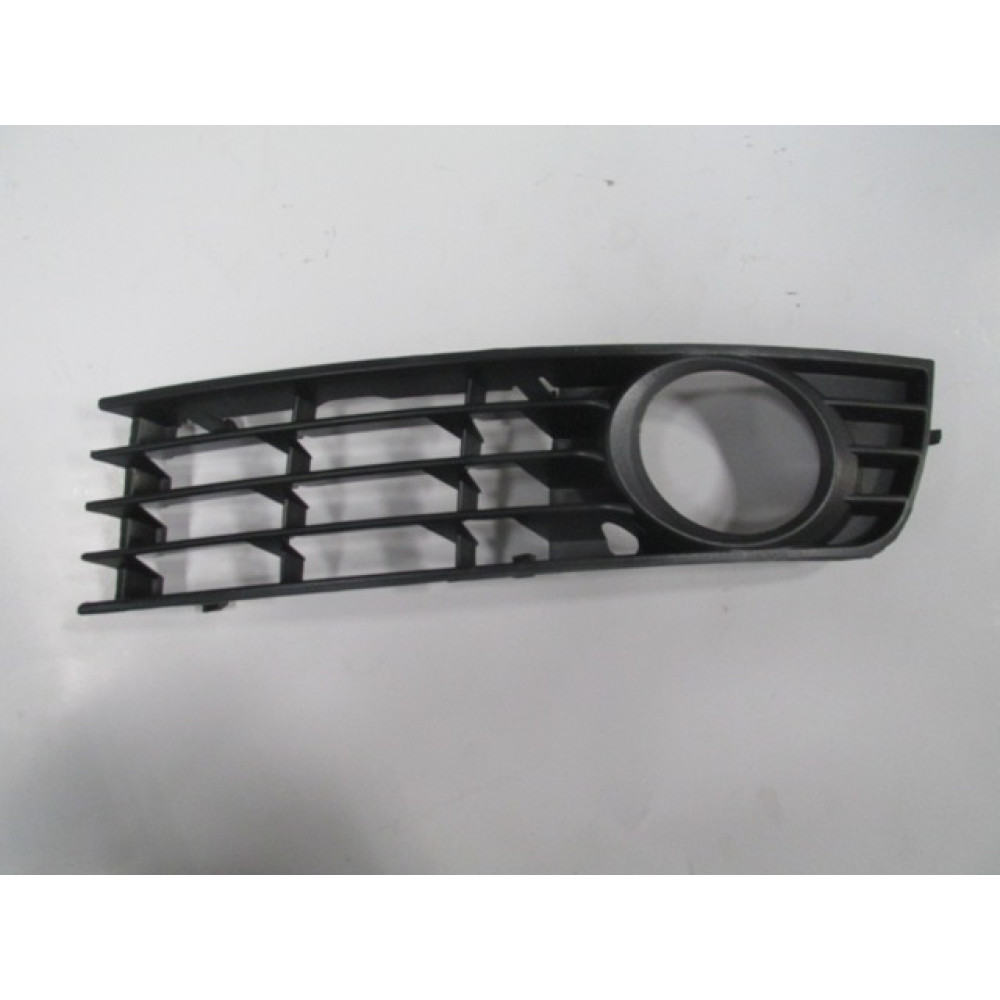 AUDI A4- 02/05; SİS LAMBA KAPAĞI SOL SİS DELİKLİ (TW) 1313-2062