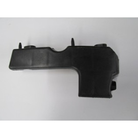 AUDI A4- 05/08; ÖN TAMPON BRAKETİ SAĞ BÜYÜK (YAN KULAĞA TAKILAN) (PLASTİK) (TW) 1314-2031