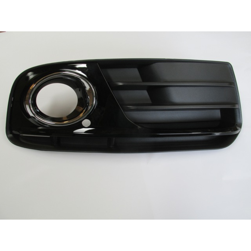 AUDI Q5- 13/16; SİS LAMBA KAPAĞI SAĞ (SİS DELİĞİ NİKELAJLI) (TW) 1352-2061