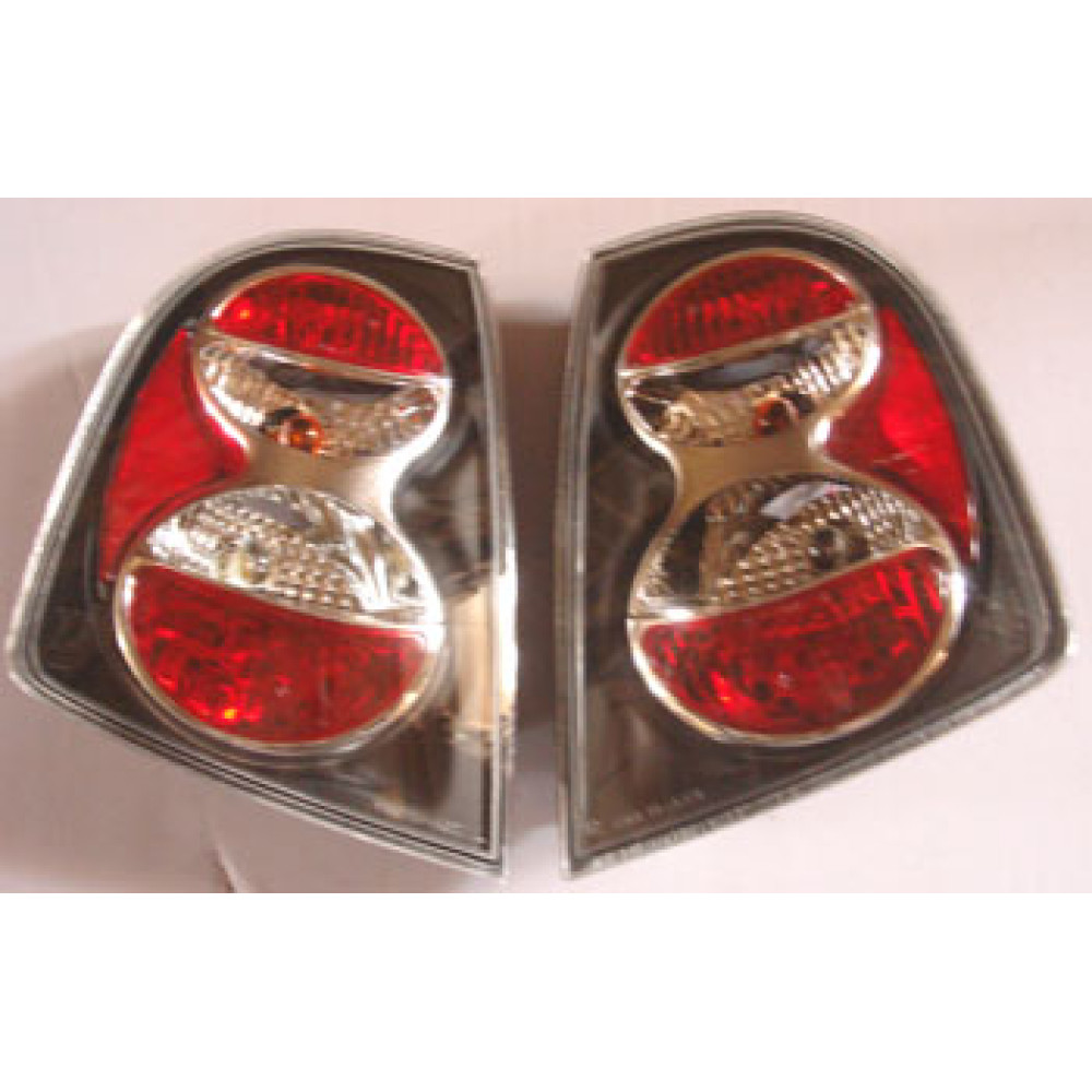 SKODA FABIA- 01/07; MODİFİYE STOP LAMBASI SAĞ/SOL SET 2 PARÇA SİYAH/KIRMIZI (HB) (TYC) 1376-1531