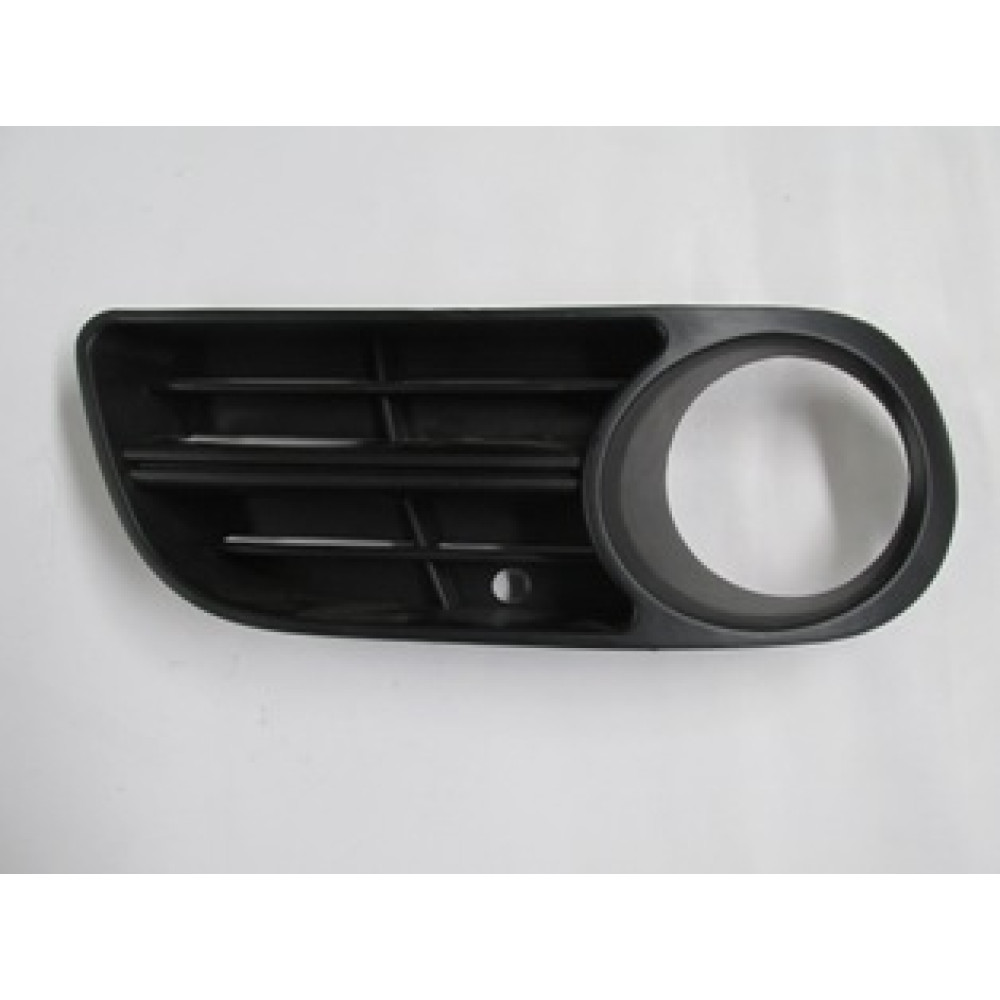 SKODA FABIA- 05/07; SİS LAMBA KAPAĞI SAĞ SİS DELİKLİ (TW) 1376-2061A