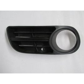 SKODA FABIA- 05/07; SİS LAMBA KAPAĞI SAĞ SİS DELİKLİ (TW) 1376-2061A