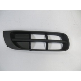 SKODA FABIA- 07/10; SİS LAMBA KAPAĞI SAĞ SİYAH (SİS DELİKSİZ) (TYG) 1377-2061