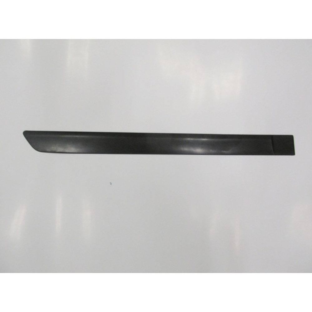 SKODA FABIA- 07/15; ARKA KAPI BANDI SAĞ SİYAH/YAPIŞTIRMALI (BFN) 1377-2261