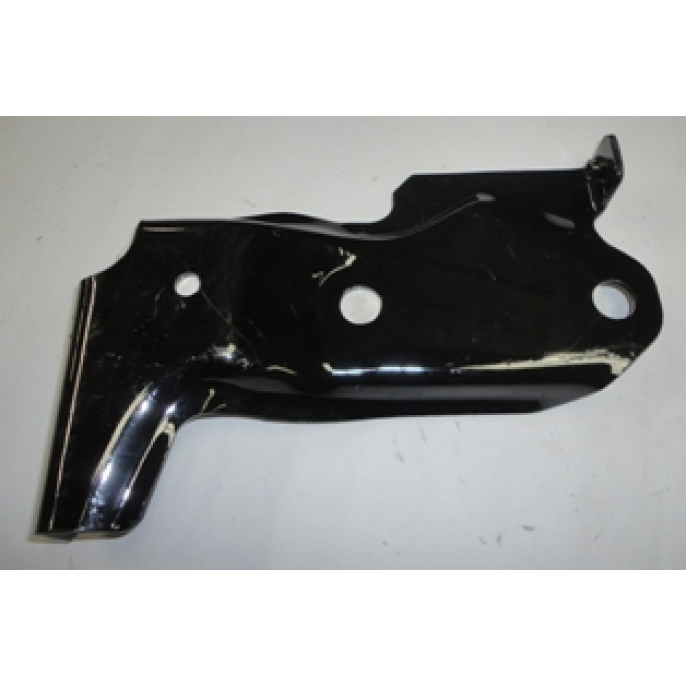 MITSUBISHI L200- PICK UP- 99/06; ÖN TAMPON BRAKETİ ORTA SAĞ (ORİJİNAL) 138-2031