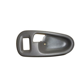 MITSUBISHI L200- PICK UP- 99/06; ÖN KAPI İÇ AÇMA KOLU ÇERÇEVESİ SAĞ KAHVE (HUSHAN) 138-3003