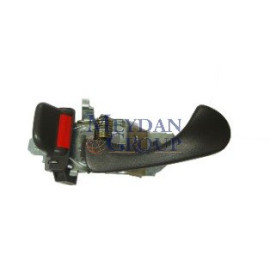 MITSUBISHI L200- PICK UP- 99/06; ÖN KAPI İÇ AÇMA KOLU SOL AÇIK KAHVE (HUSHAN) 138-3014