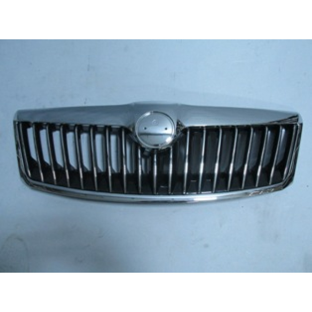 SKODA OCTAVIA- 10/12; ÖN PANJUR (NİKELAJ ÇERÇEVELİ/İÇ PETEKLERİ SİYAH/NİKELAJLI) (TW-Y) 1388-2343