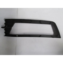 SKODA RAPID- 13/16; SİS LAMBA KAPAĞI SAĞ SİS DELİKLİ (TW) 1390-2061