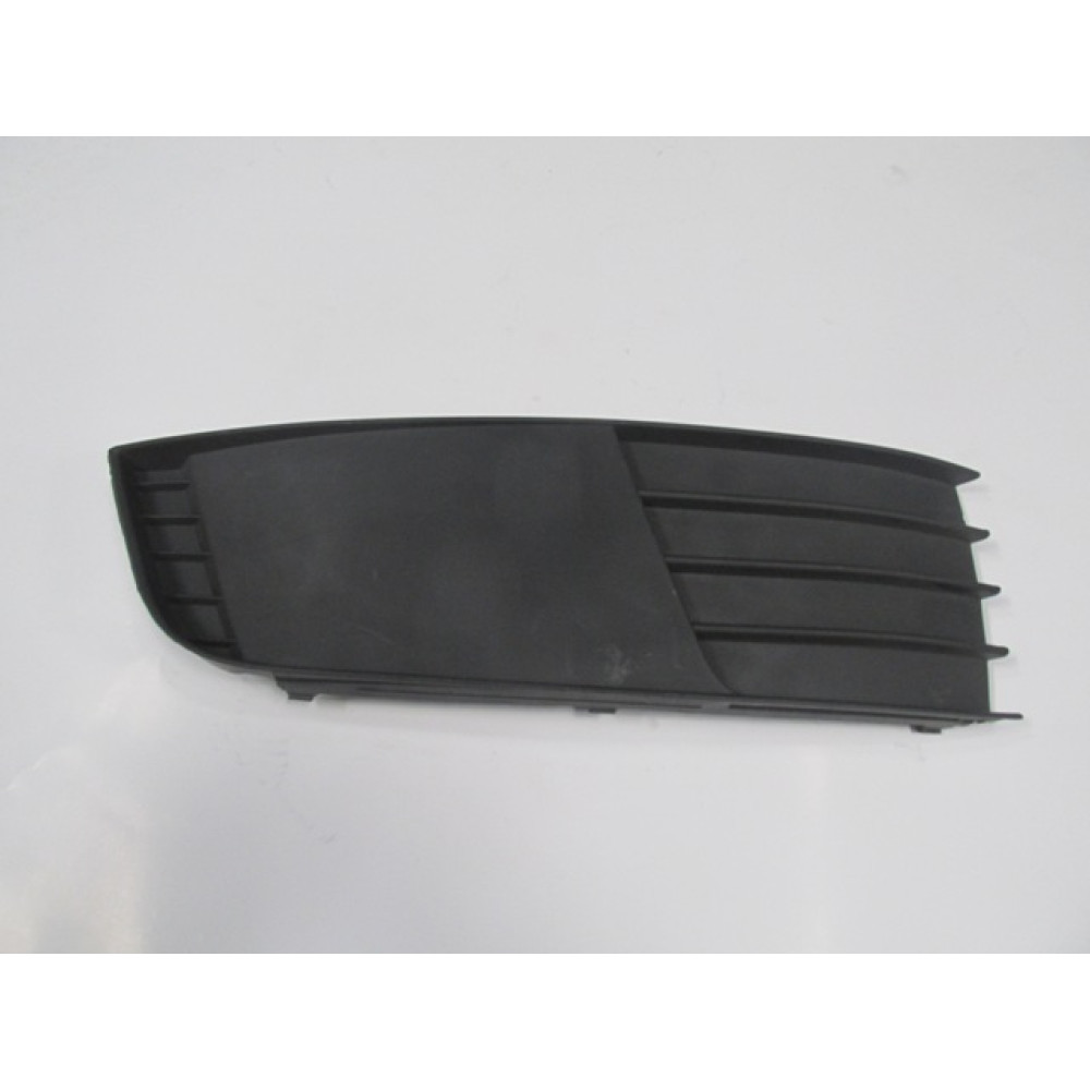 SKODA OCTAVIA- 13/17; SİS LAMBA KAPAĞI SAĞ SİS DELİKSİZ (TW) 1391-2061A