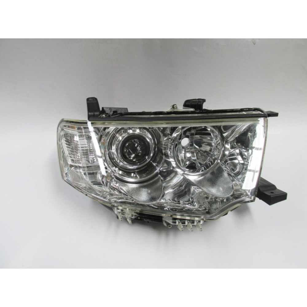 MITSUBISHI L200- PICK UP- 10/15; FAR LAMBASI SAĞ MANUEL/MERCEKLİ (KOTO/DEPO) 140-1005