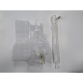 MITSUBISHI L200- PICK UP- 19/22; ÖN CAM SU BİDONU/DEPOSU/MOTORLU (CASP) 142-2978