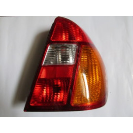 RENAULT CLIO- 2- SD- 02/06; STOP LAMBASI SOL (KIRMIZI/SARI/BEYAZ) DUYSUZ (MARS) 1427-1504