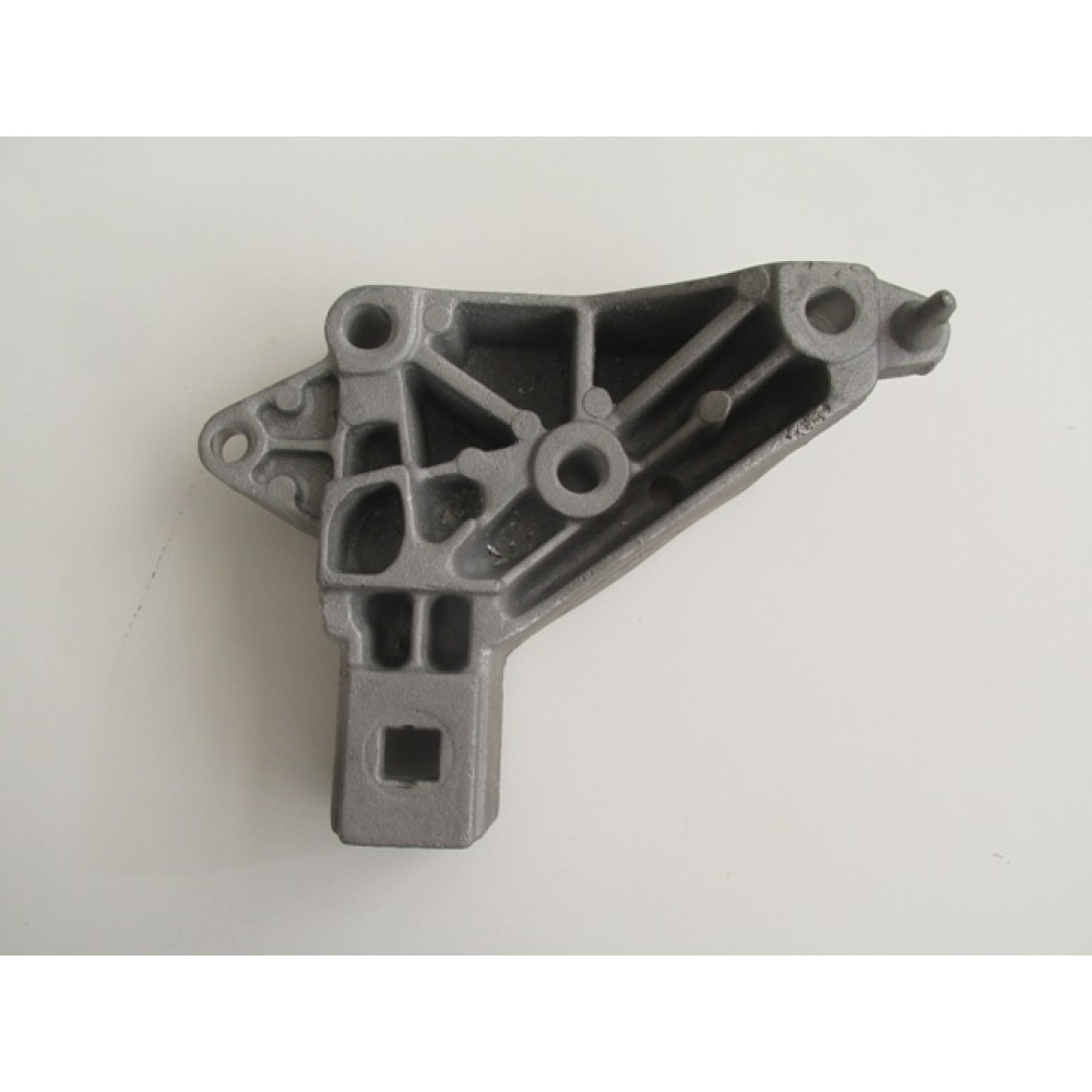 RENAULT KANGOO- 98/03; MOTOR TAKOZU BAĞLANTI KULAĞI (1.4 8VALF)(ALÜMİNYUM) 1476-7520