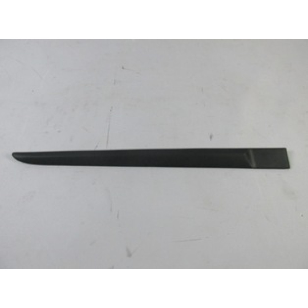 RENAULT CLIO- 3- GRAND TOUR- 09/12; ARKA KAPI BANDI SAĞ SİYAH 1485-2261