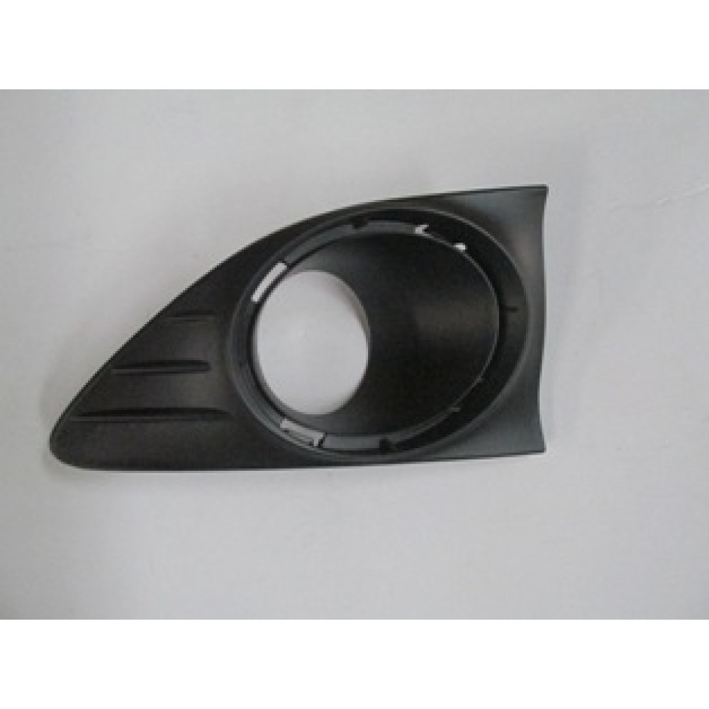 RENAULT SYMBOL- 13/16; SİS LAMBA KAPAĞI SAĞ (SİS YUVASI NİKELAJ DELİKLİ) 1434-2061