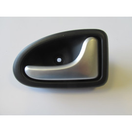 RENAULT MEGANE- 1- 98/99; ARKA KAPI İÇ AÇMA KOLU SAĞ ELCEĞİ GÜMÜŞ GRİ 1440-3053