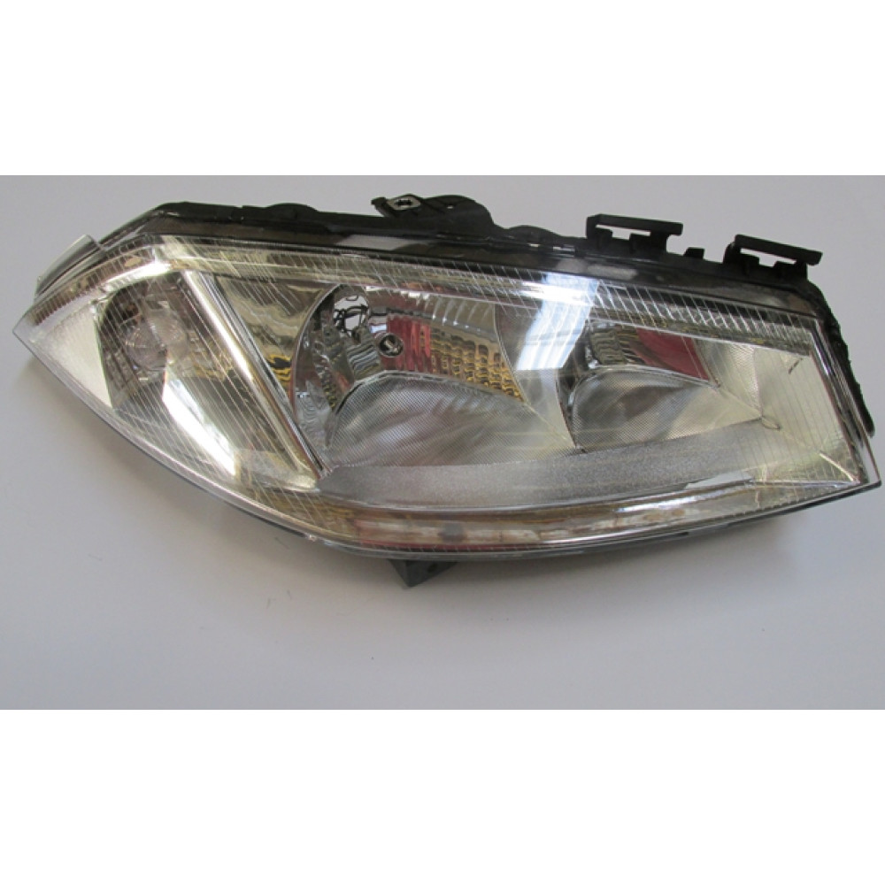 RENAULT MEGANE- 2- 03/06; FAR LAMBASI SAĞ ELEKTRİKLİ/MOTORSUZ 5FİŞLİ (H1/H7)(MERCEKSİZ)(AYFAR) 1444-1001