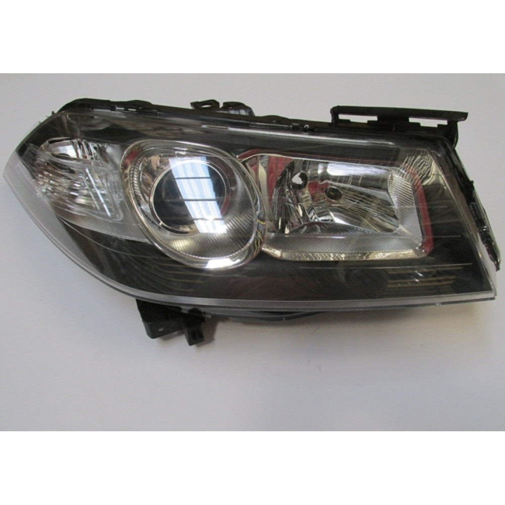 RENAULT MEGANE- 2- 07/09; FAR LAMBASI SAĞ ELEKTRİKLİ/MOTORSUZ SİYAH MERCEKLİ MAKYAJLI(AYFAR(E MARKLI 1444-1005