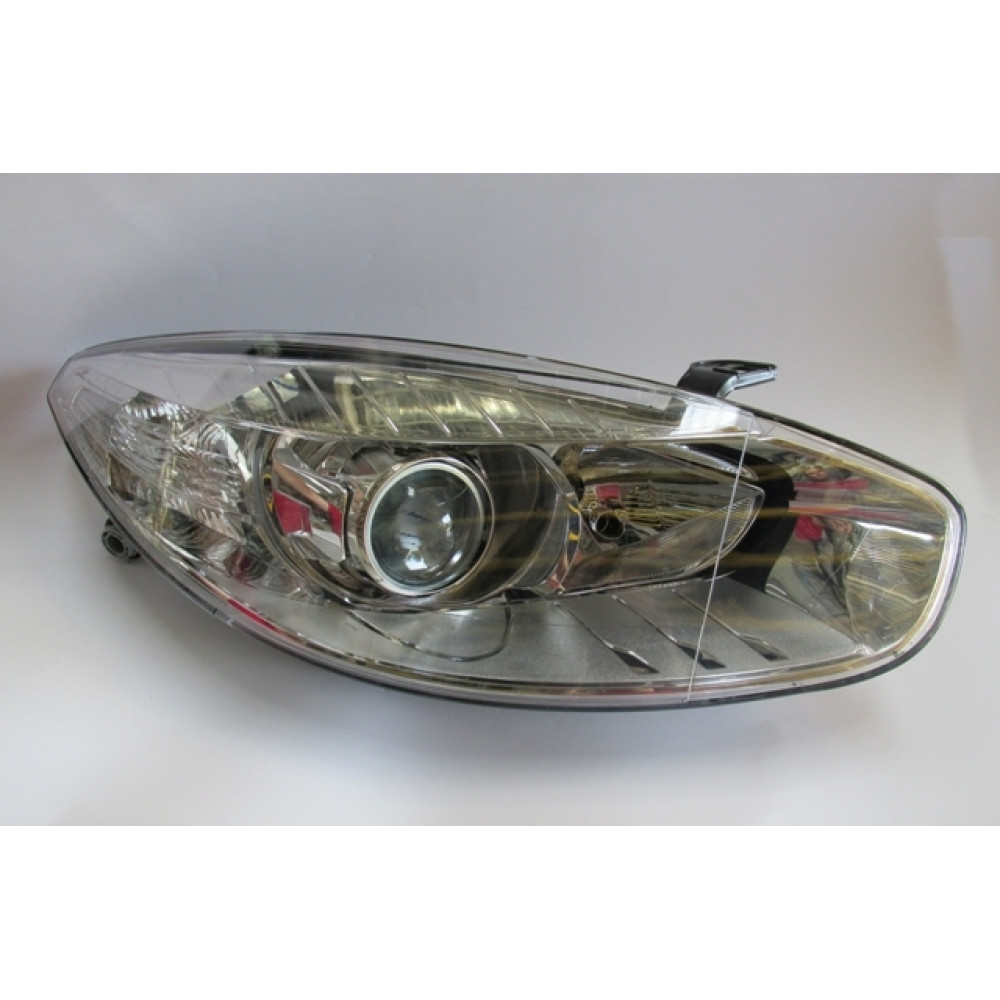 RENAULT FLUENCE- 09/16; FAR LAMBASI SAĞ ELEKTRİKLİ/MOTORLU (MERCEKLİ)(NİKELAJLI) AYFAR (E MARKLI) 1450-1005