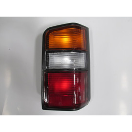 MITSUBISHI L300- MİNİBÜS- 88/09; STOP LAMBASI SAĞ SARI/BEYAZ/KIRMIZI (MARS) 147-1501