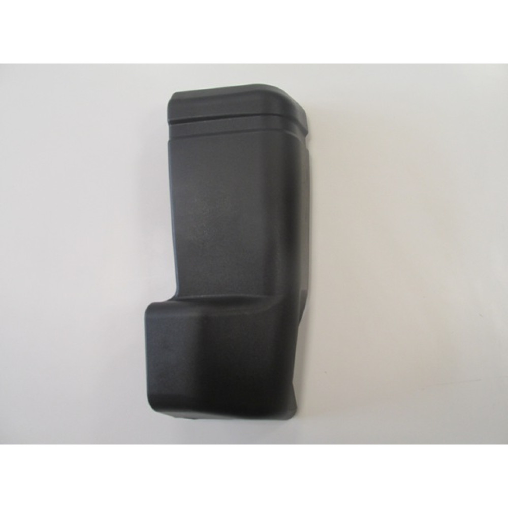 MITSUBISHI L300- MİNİBÜS- 88/09; ARKA TAMPON UCU SAĞ (PLASTİK) (REFLEKTÖR DELİKSİZ) (EURO BODY) 147-2621
