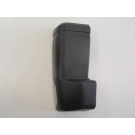 MITSUBISHI L300- MİNİBÜS- 88/09; ARKA TAMPON UCU SOL (PLASTİK) (REFLEKTÖR DELİKSİZ) (EURO BODY) 147-2622