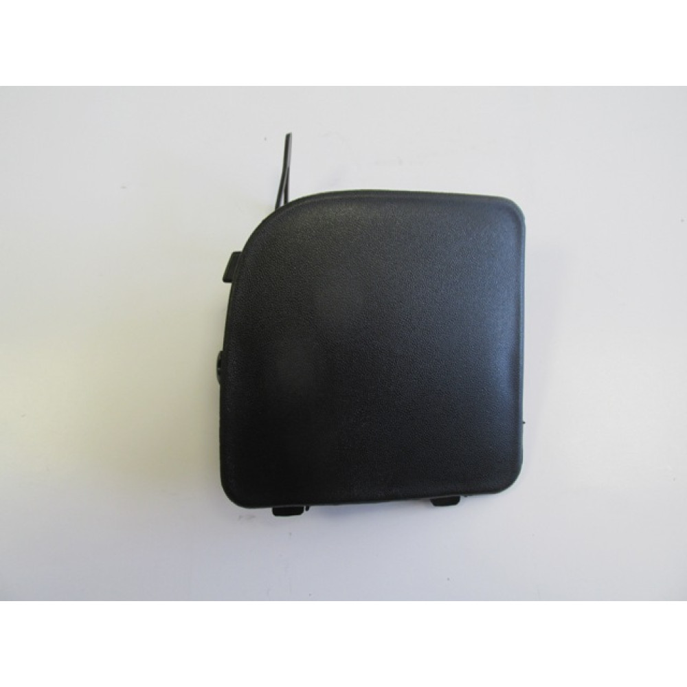 RENAULT KANGOO- 4- 14/21; ÖN TAMPON ÇEKİ DEMİRİ KAPAĞI SİYAH 1479-2065