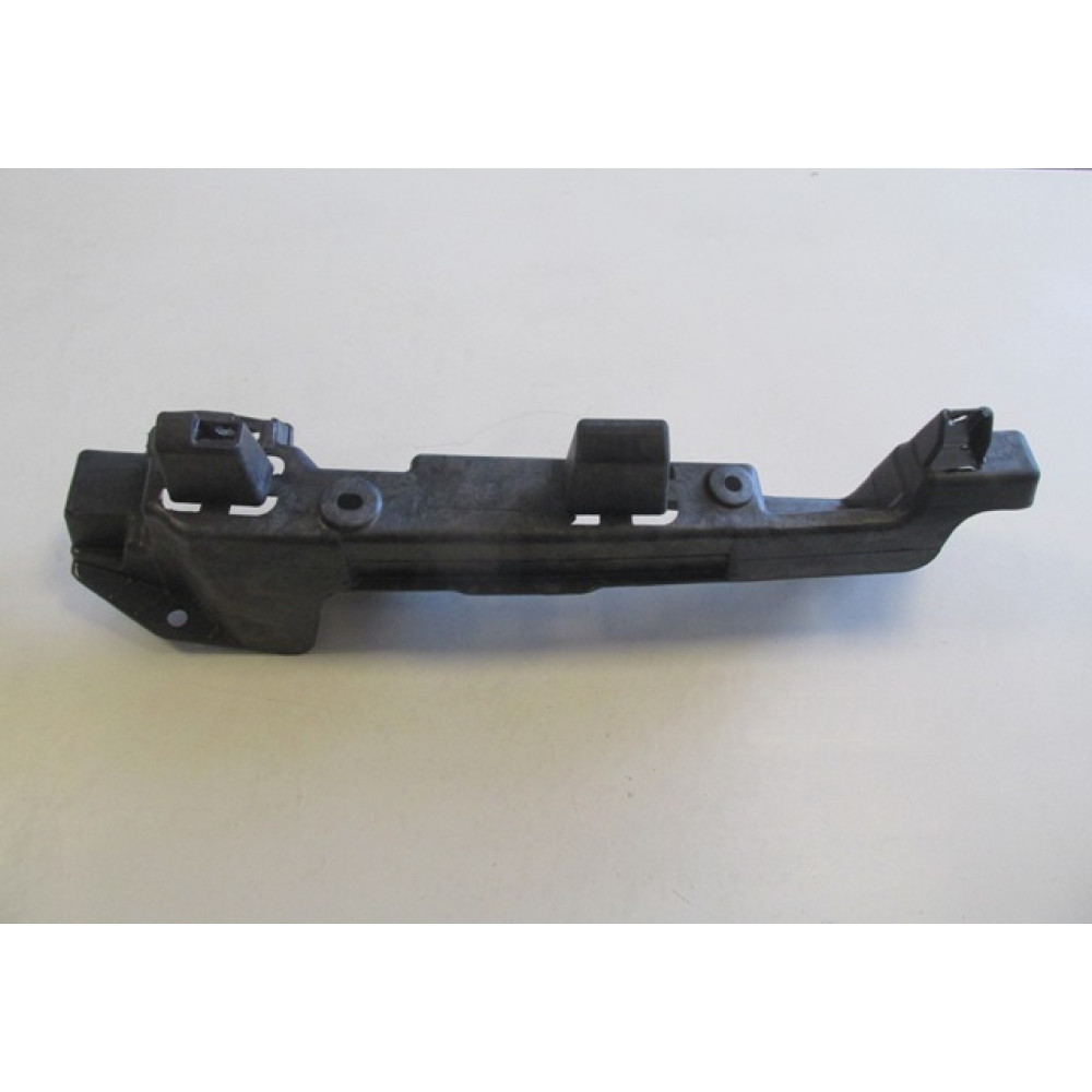RENAULT KANGOO- 4- 14/21; ÖN ÇAMURLUK BAĞLANTI SUPORTU SOL 1479-2108