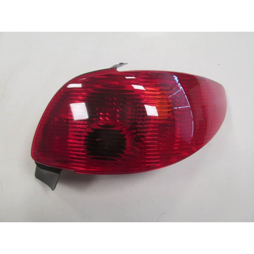 PEUGEOT 206- HB- 03/09; STOP LAMBASI SAĞ KIRMIZI (5KAPI) (MARS) 1516-1503