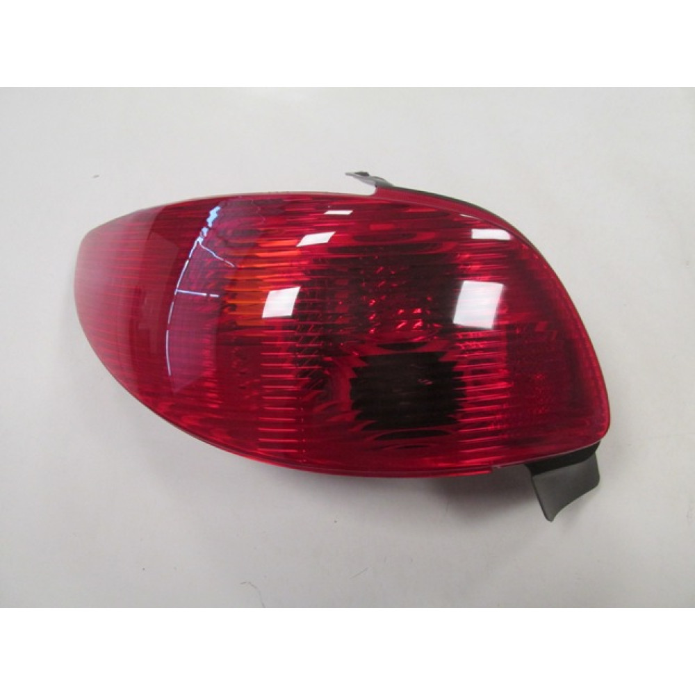 PEUGEOT 206- HB- 03/09; STOP LAMBASI SOL KIRMIZI (5KAPI) (MARS) 1516-1504