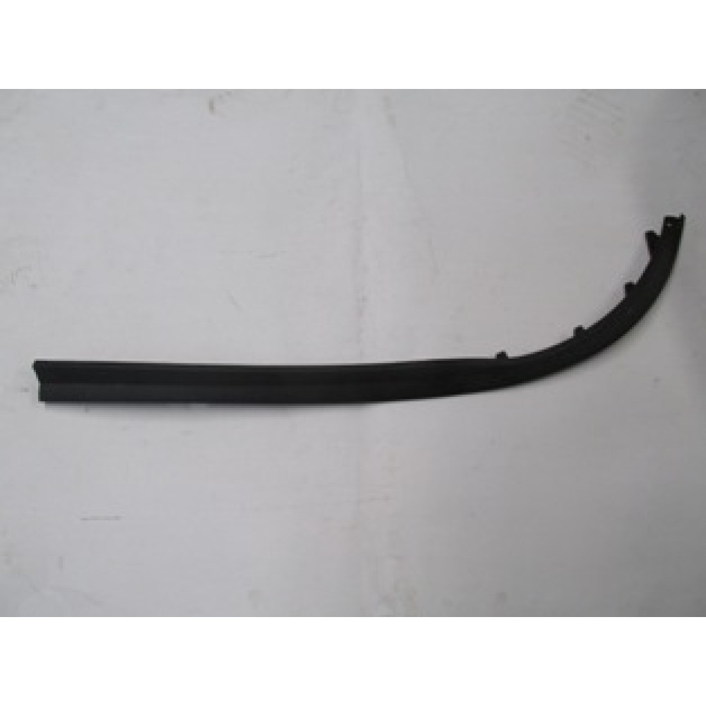 PEUGEOT 206 PLUS- HB- 10/13; KARLIK SAĞ (ÖN TAMPON ALTI) SIYAH (SPOILER) (TW) 1518-2041