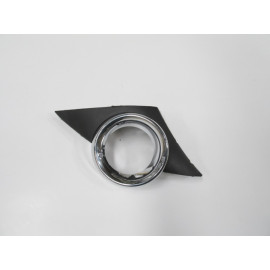 PEUGEOT 207- 06/09; SİS LAMBA KAPAĞI SAĞ SİYAH SİS DELİKLİ (SİS ÇERÇEVESİ NİKELAJLI)(SPORT TİPİ) 1521-2061B