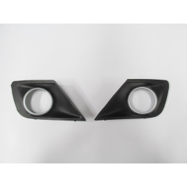 PEUGEOT 207- 09/12; SİS LAMBA KAPAĞI SAĞ/SOL SET (2 PARÇA) SİS DELİKLİ ÇERÇEVESİ GRİ 1521-2063