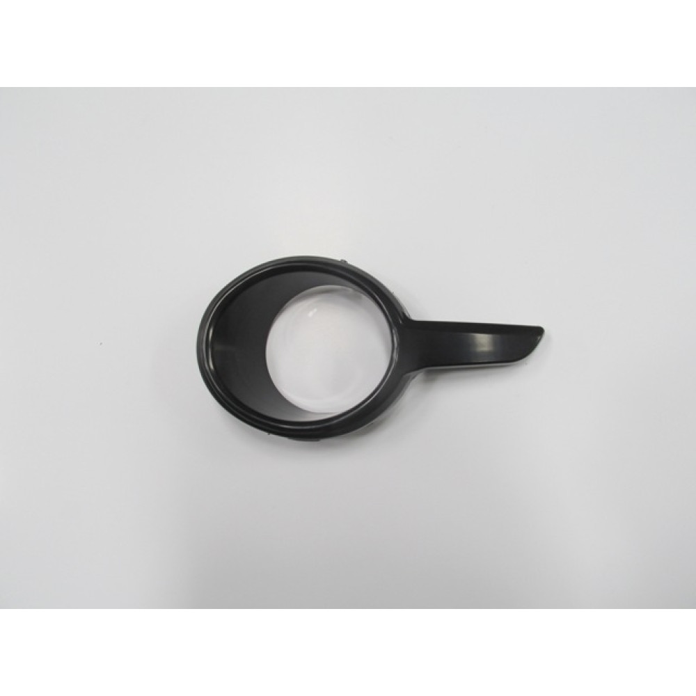 PEUGEOT 208- 12/15; SİS LAMBA ÇERÇEVESİ SOL SİS DELİKLİ SİYAH 1522-2064B