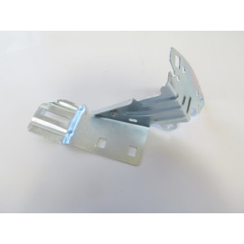 PEUGEOT 208- 12/20; ÖN ÇAMURLUK BRAKETİ SAĞ 1522-2107