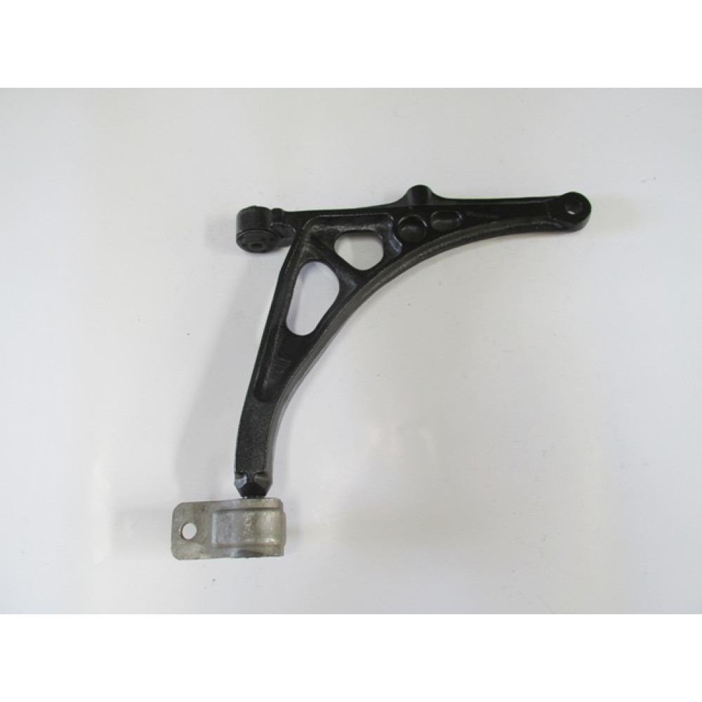 PEUGEOT 405- 92/96; ÖN ALT TABLA SAĞ BURÇLU/TAKOZLU (SALINCAK) (SH) 1556-6101