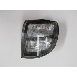 MITSUBISHI PAJERO- 98/00; ÖN SİNYAL SOL SİYAH (CASP) 156-1102